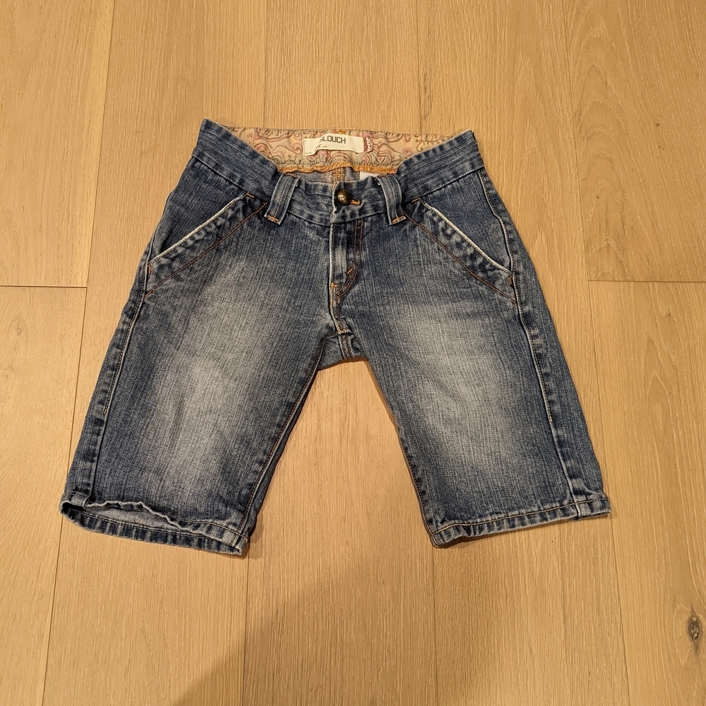 Y2K Lowrise Levi's Classic Blue Denim Shorts